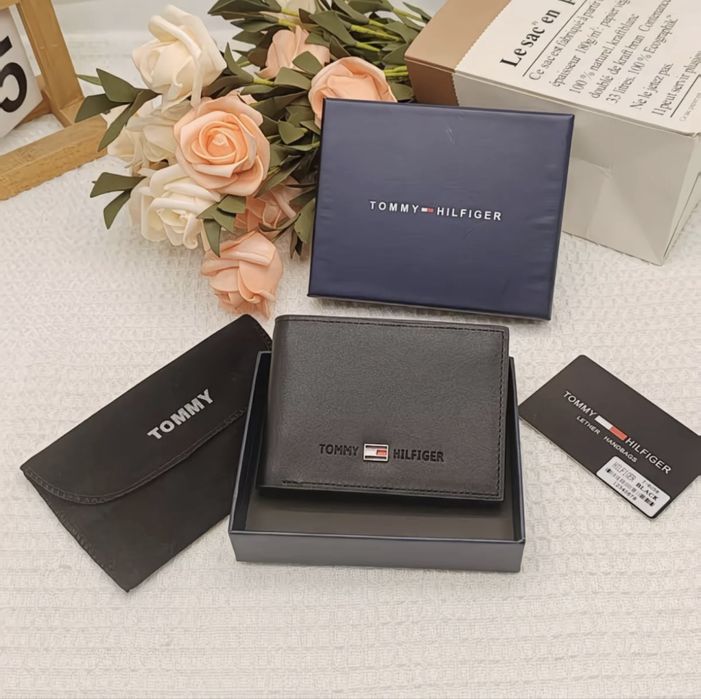 Продается кошелек Tommy Hilfiger