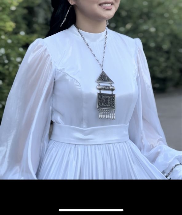 Ayanur көйлегі – 150 000₸ орнына 70 000₸