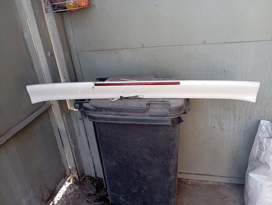 Амортизаторы Карину