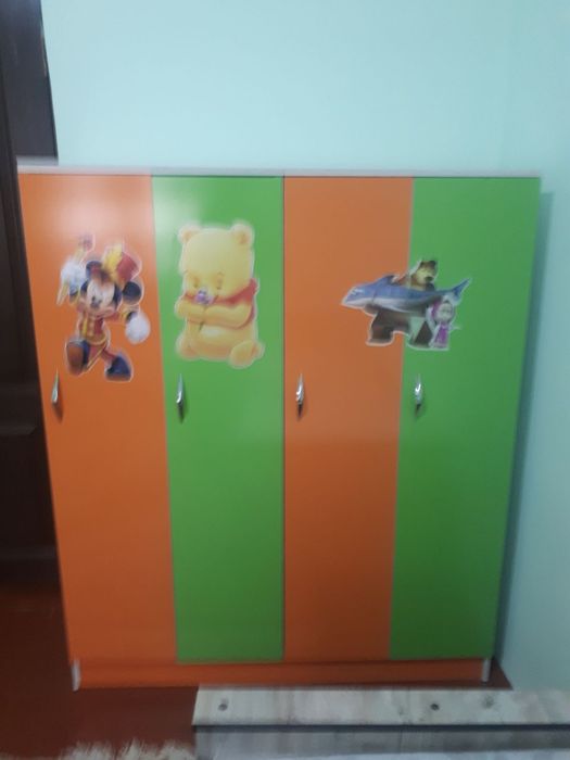 Стуль12штук.детс шкаф.ковры.стенка