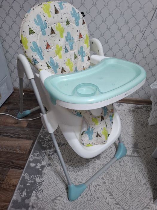 Продам детский стол для кормления