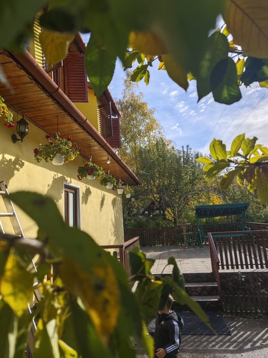 Cabana la munte cu jacuzzi acoperit