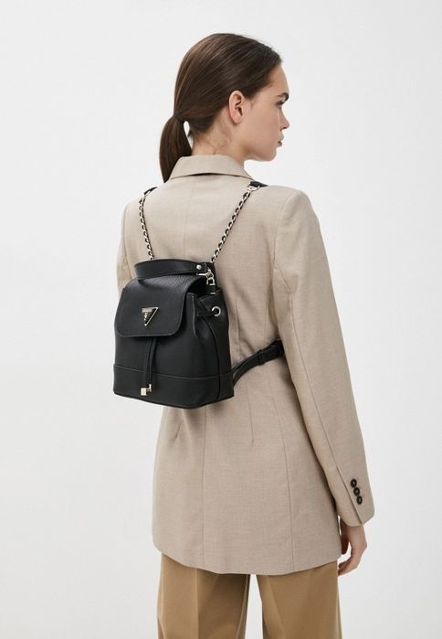 Guess оригинална дамска раница