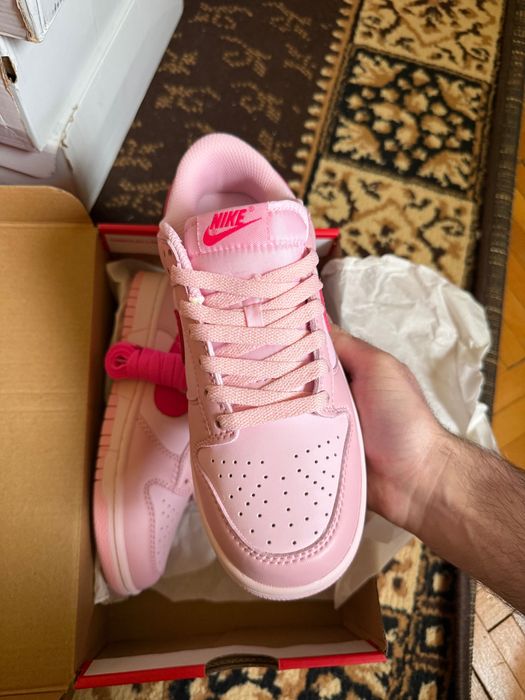 Dunk Low Roz mărimea 38