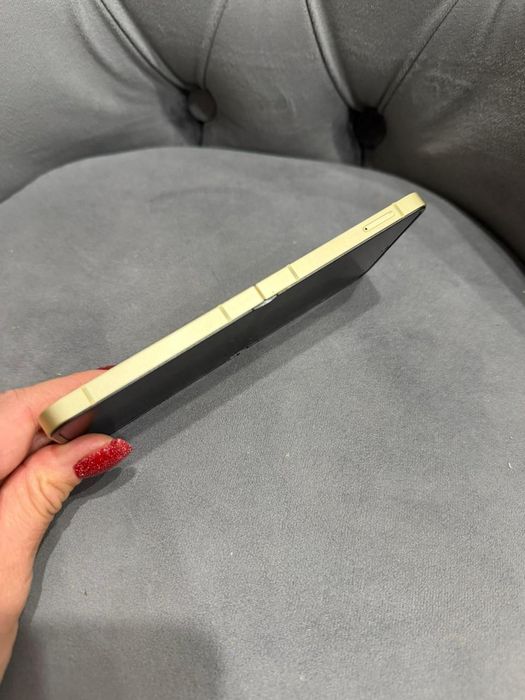 Продам Galaxy Z flip 6