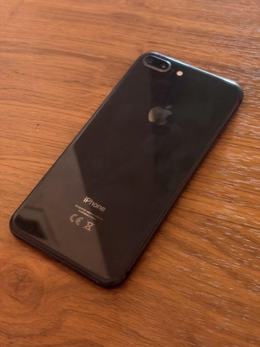 iPhone 8 Plus Negru 64Gb 76% sanatate