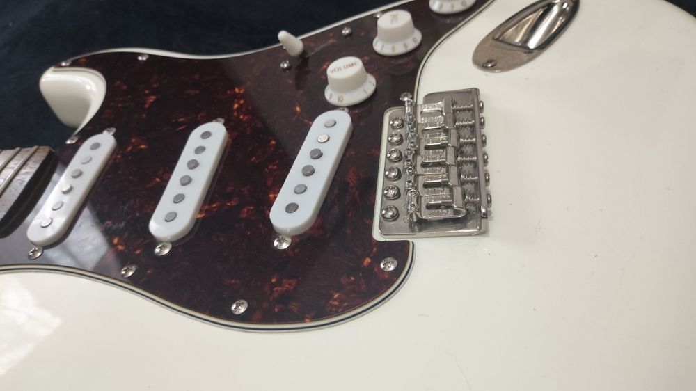Squier classic vibe 70s (2018 года )