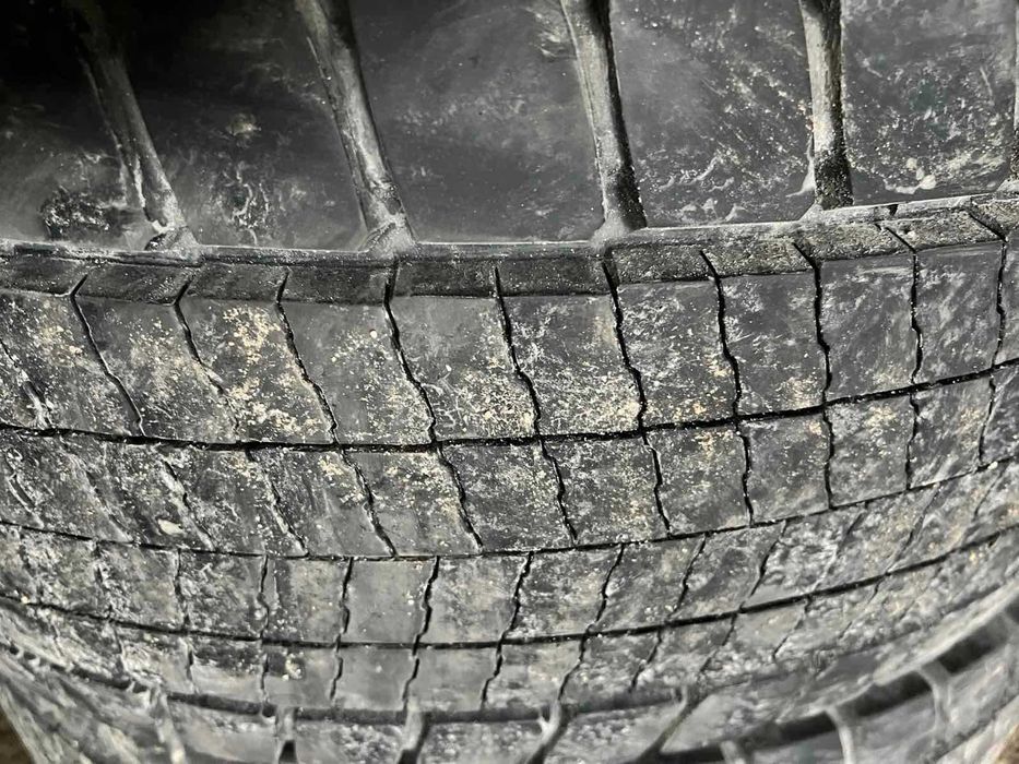 Гуми 315/60 R22.5