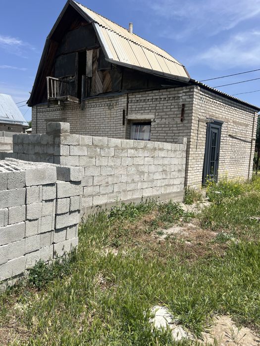 Дом на массиве Ақжол ул Несібе 36