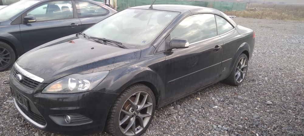 Ford focus  CC Pinimfarina  2009
