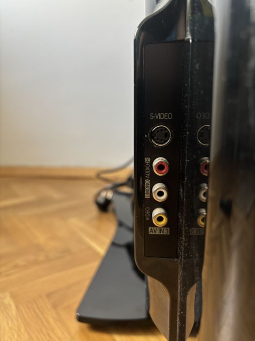 Televizor LG 37LF75 Full HD, Diagonala 37'