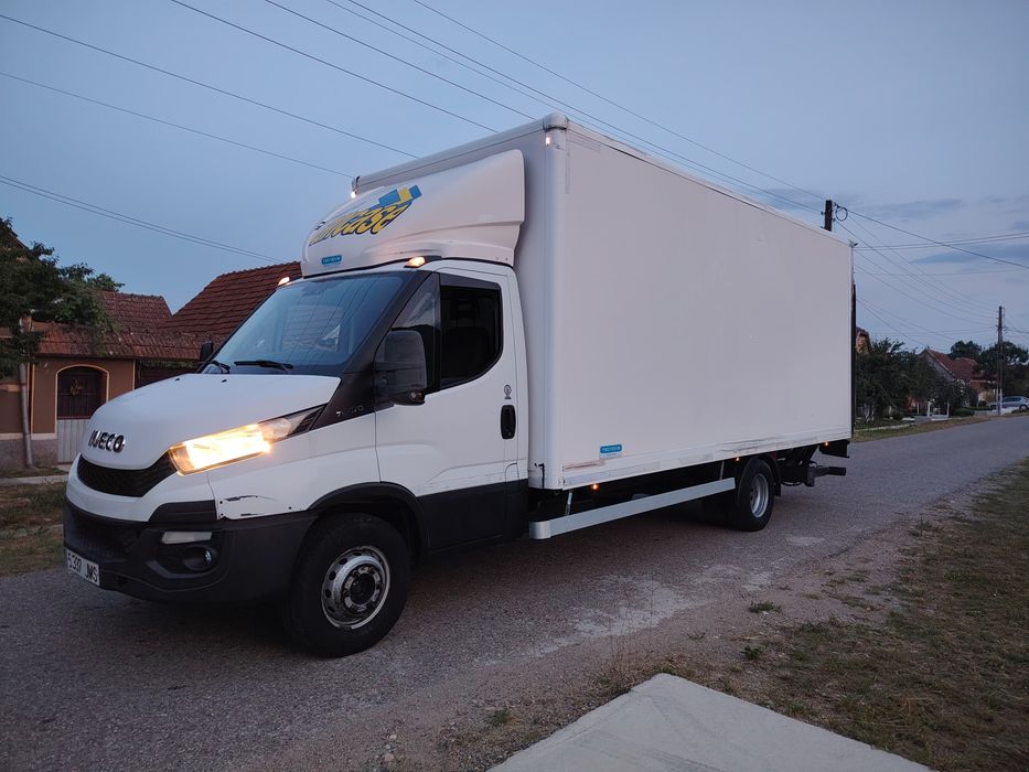 Iveco  daily 72c170 cu lada inchisa si lift zepro  spania