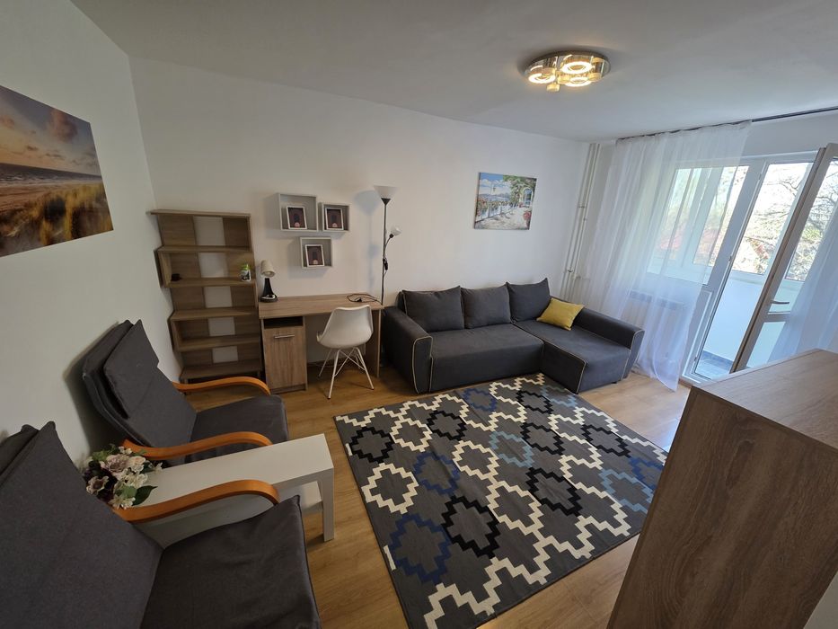 Închiriez ap. 2 camere  Lujerului