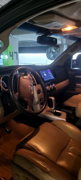 Toyota Tundra 5,7
