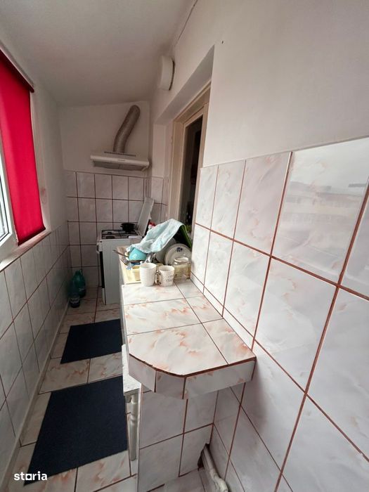Apartament 1 camera - Transformat in doua camere, zona Radu Negru.