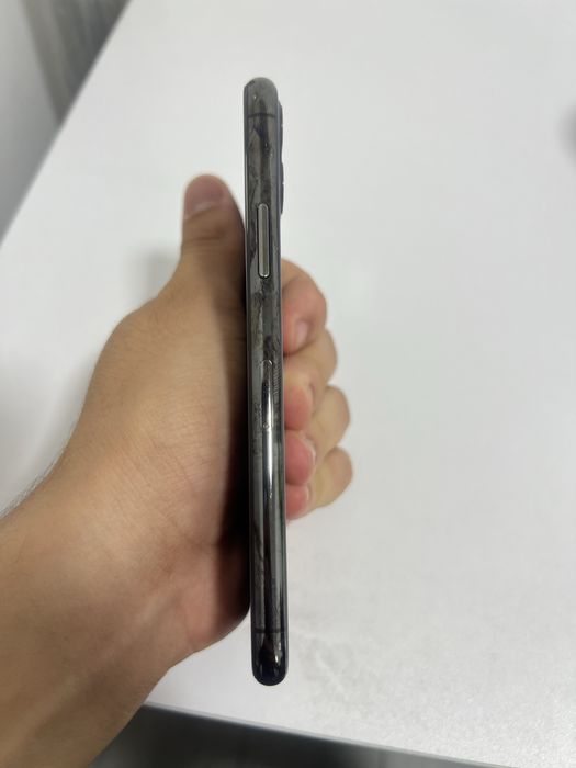 Iphone 11 pro.