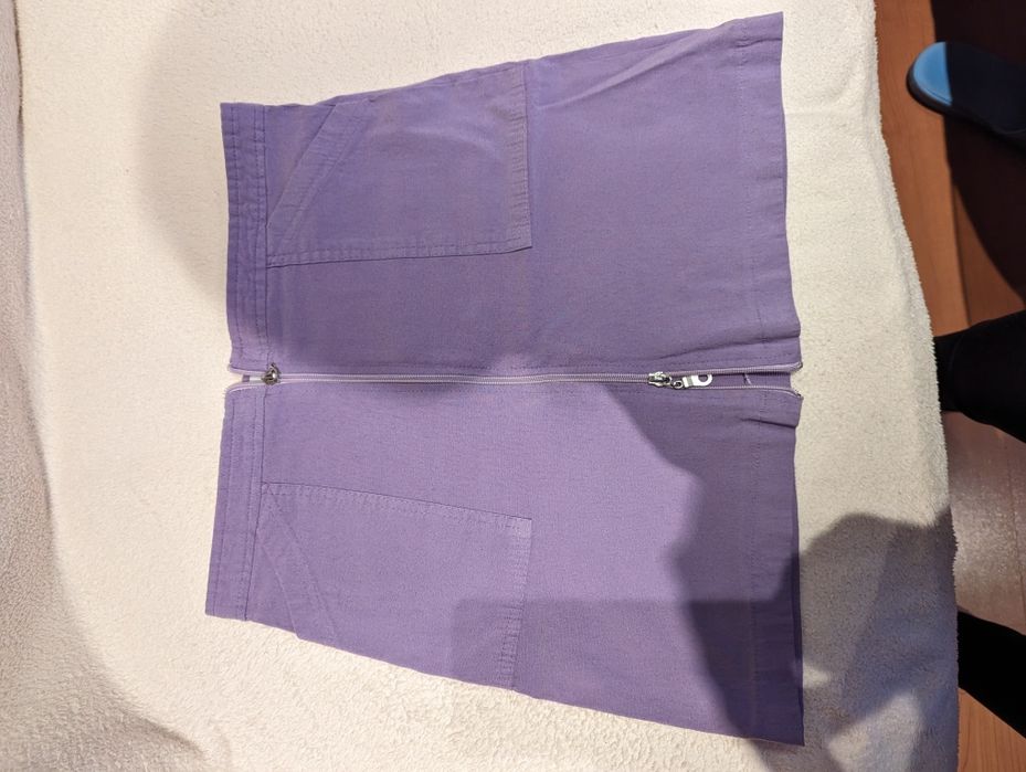 Къса пола, размер М