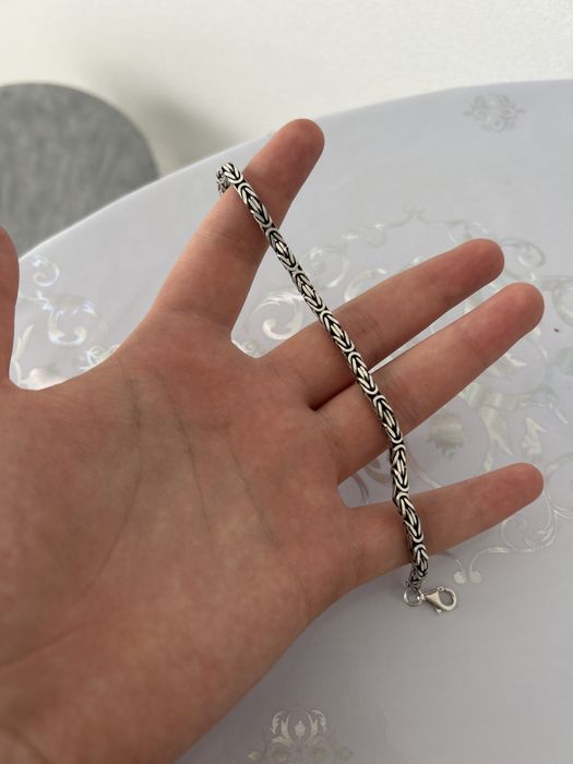 Продам цепочку брали в египте мне в падарок за 200тысяч серебро