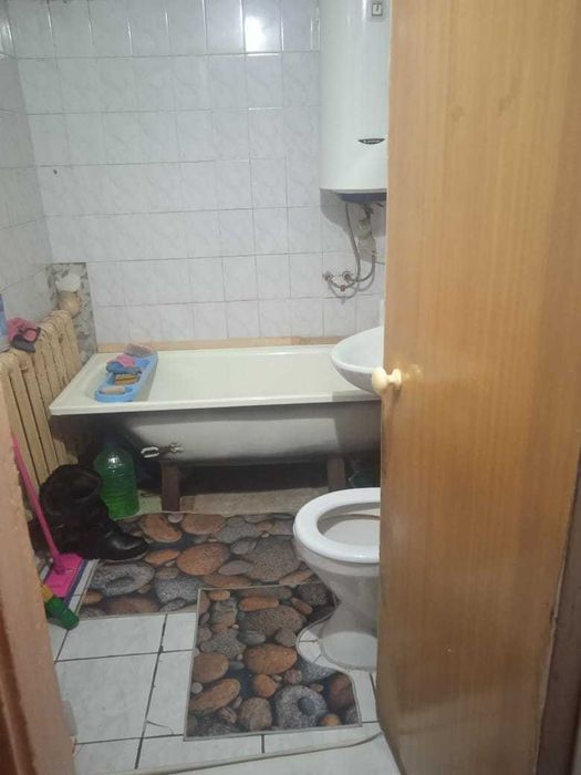 сдам комнату  женщине