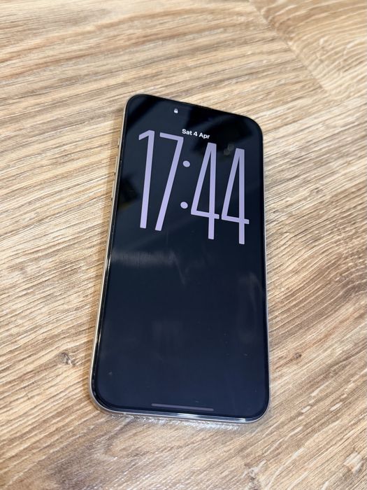 Продам iPhone 15 Pro Max 256 белый