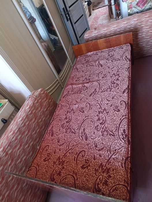 Кровать одинарный прочный