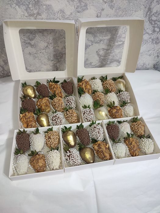 Клубничка в шоколаде