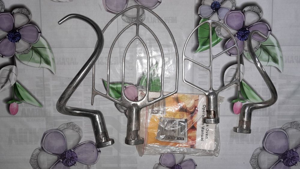 1 Duxovka svetlik:ikki patnoslik 2 mishalkalar 30litr va 10litrlik