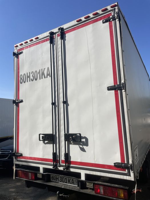 Продаю газель бизнес год вепуск 2015