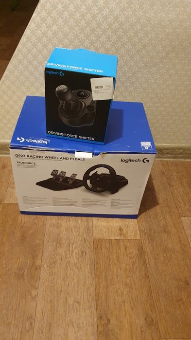 Logitech g923 с кокпитом