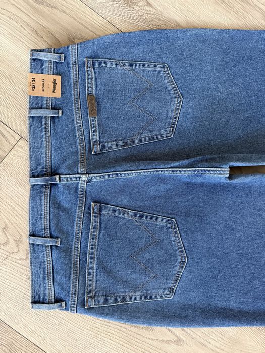 Blugi WRANGLER Reg Fit Albastru Barbati | Marime 38 x 34 (Talie 96 cm)