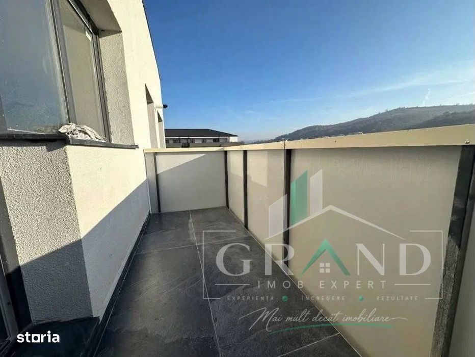 Apartament NOU 2 camere  + parcare I zona Urusagului