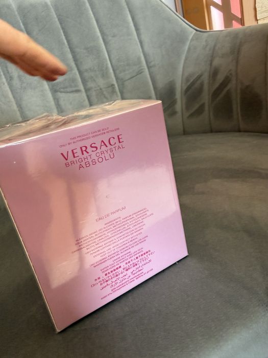 Давски парфюм на версаче