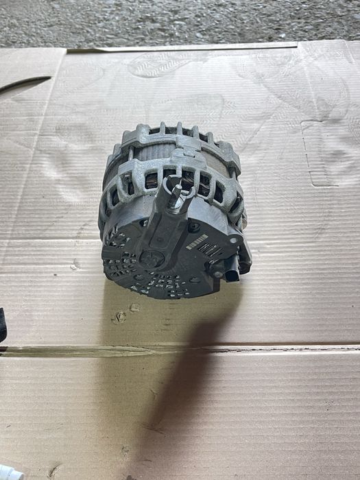 Alternator Range Rover Evoque 2.2 d EJ3210300AC an 2011-2018