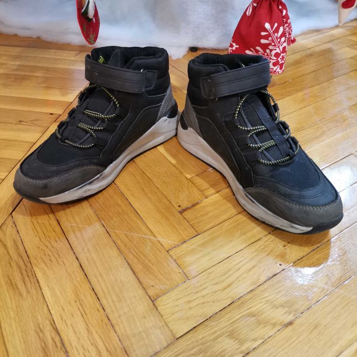 Боти спортни зимни детски