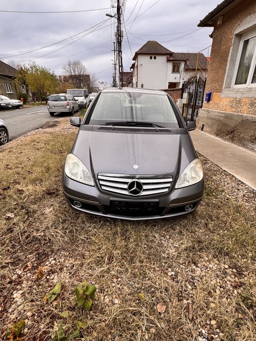 Vand sau Schimb Mercedes A class A180