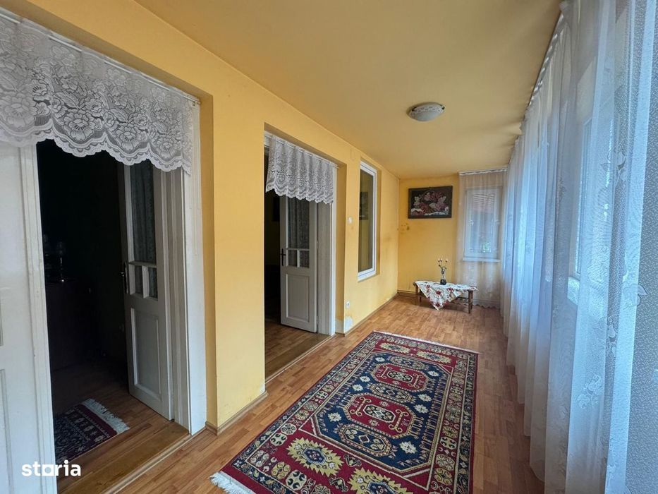 Casa individuala cu 1200 teren si garaj separat - Marasti