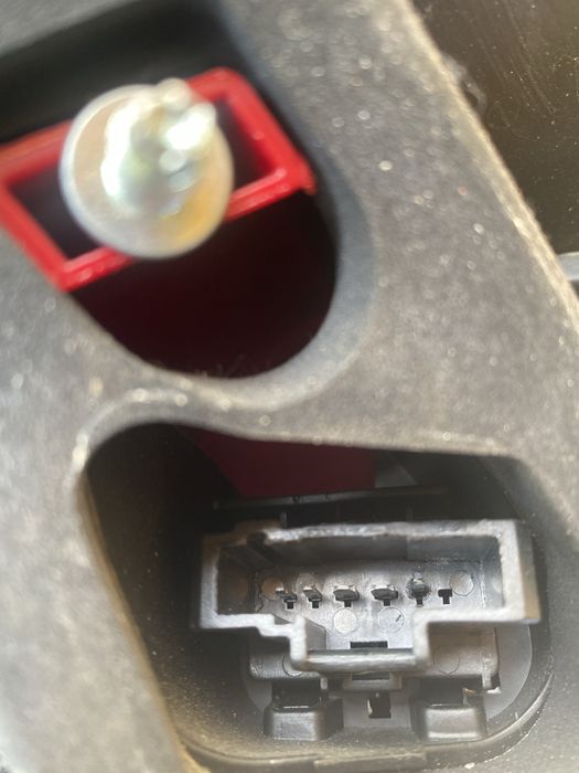 Десен стоп за пежо 308 хечбек