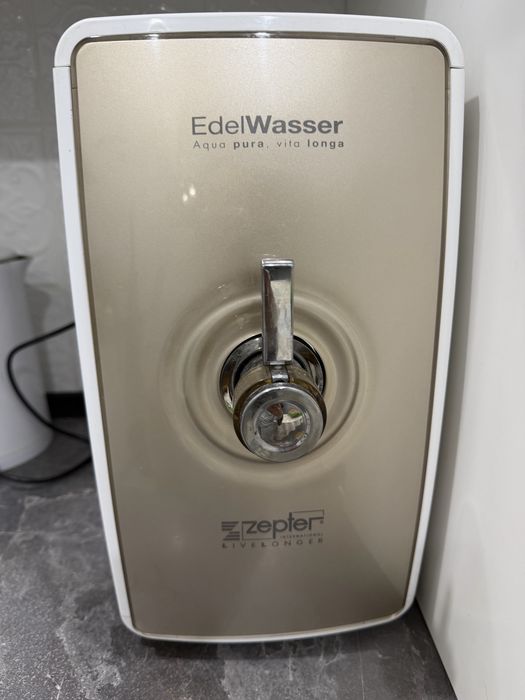 Продам очиститель воды Zepter