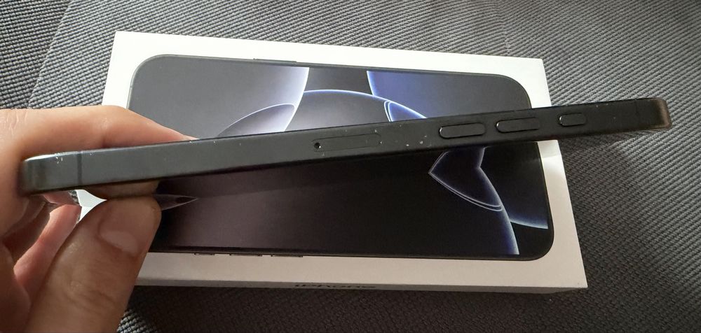 iPhone 16 Pro Max 256GB Black Titanium