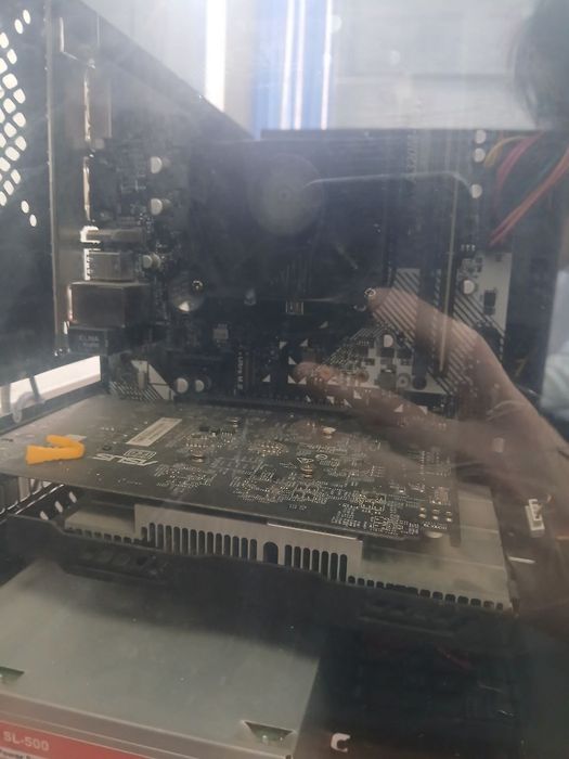 rx 580 sp и rx 560