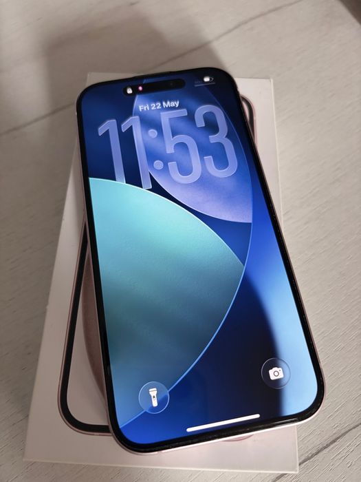 iPhone 15 128gb с оставаща гаранция