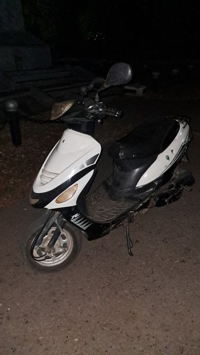 Продам скутер рейсер 80