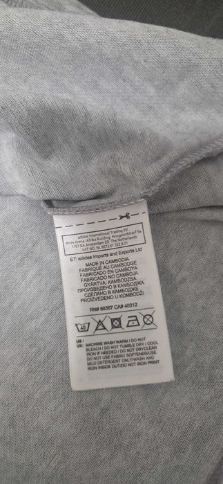 Tricou copii Adidas,original,marimea 13-14 ani,1164,stare foarte buna