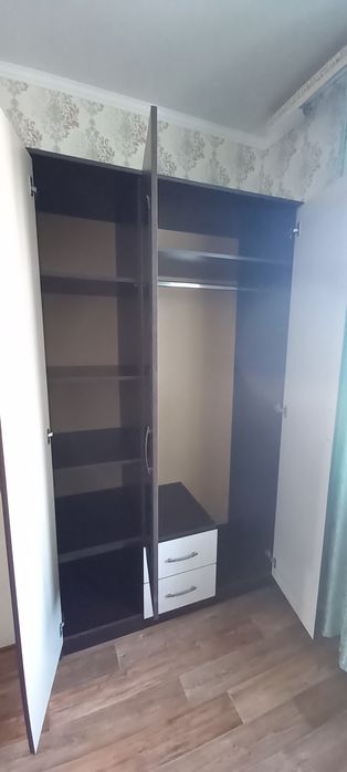 Продается шкаф как новый