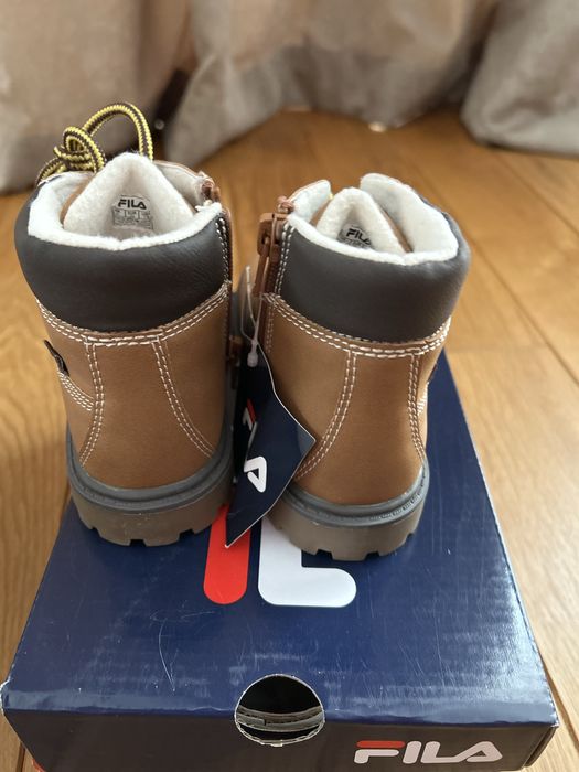 Детски нови боти Fila 23 и 24 нови