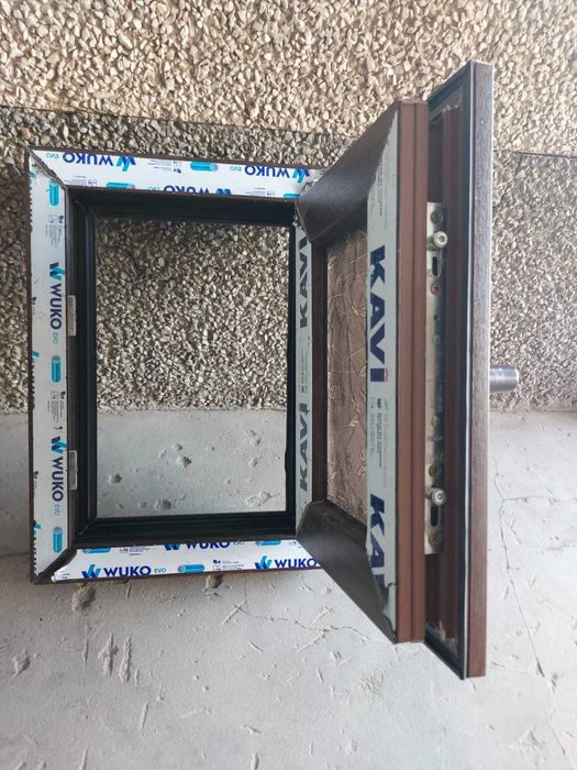 форточка пластиковая