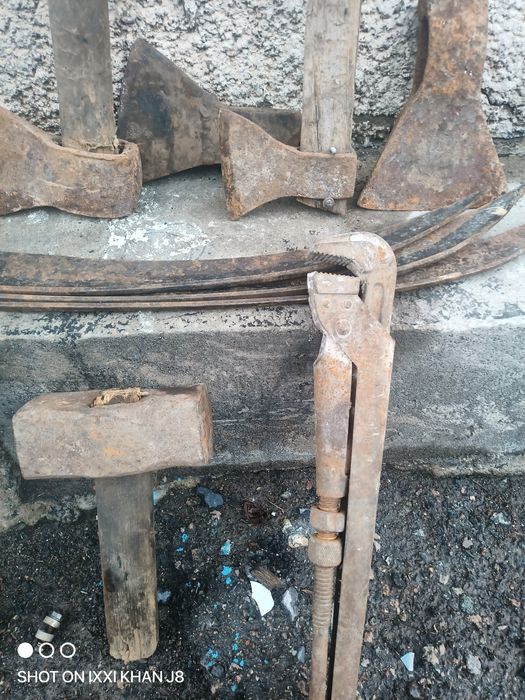 Топоры косы советские.