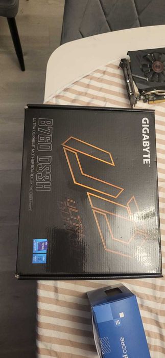 Placă de bază GIGABYTE B760 DS3H DDR5 (socket LGA 1700 compatibil procesoare intel gen 13,14,15)