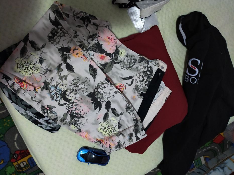 Pantaloni impecabili