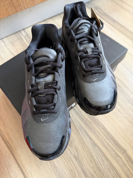 Оригинални нови Маратонки Nike Air Max DN8 ! 39 н